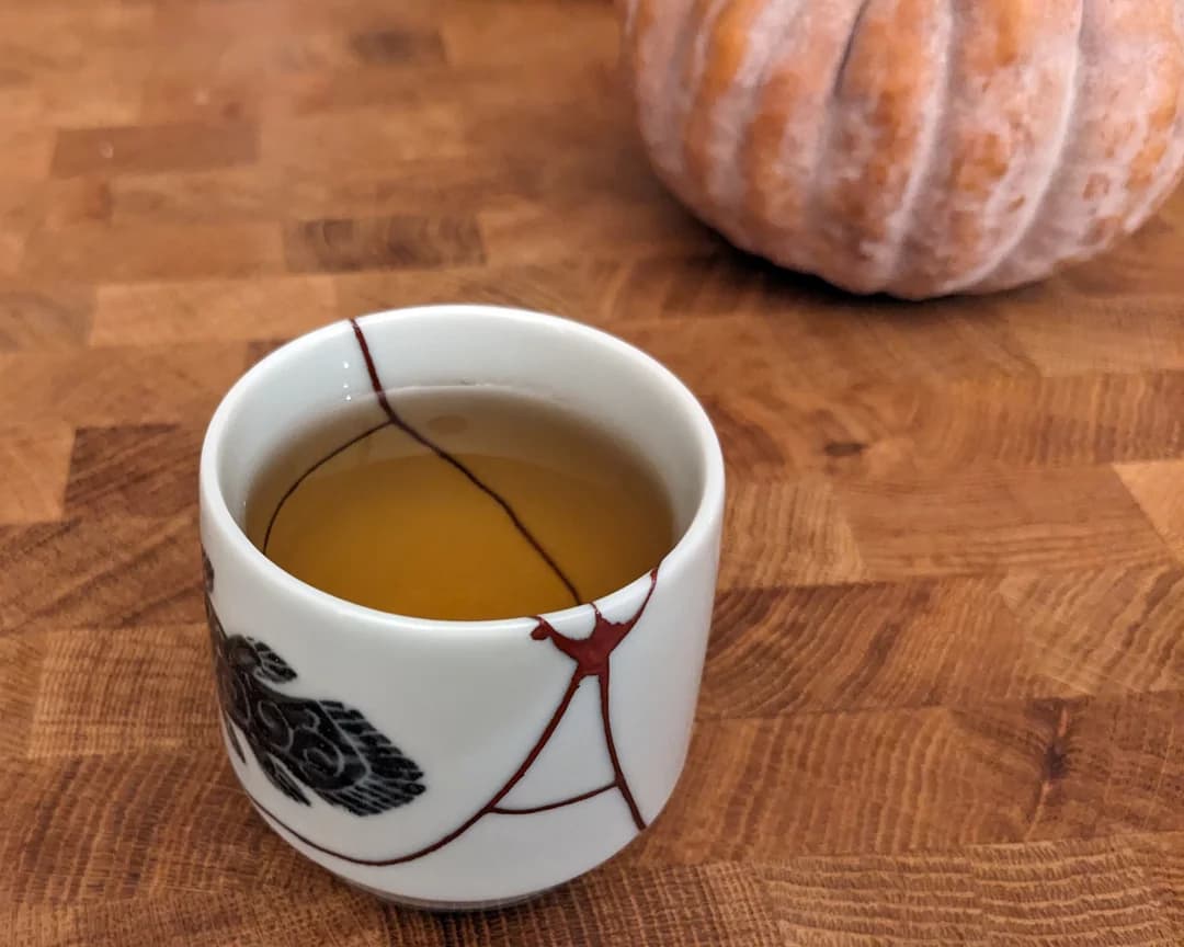 Kintsugi repair example 1